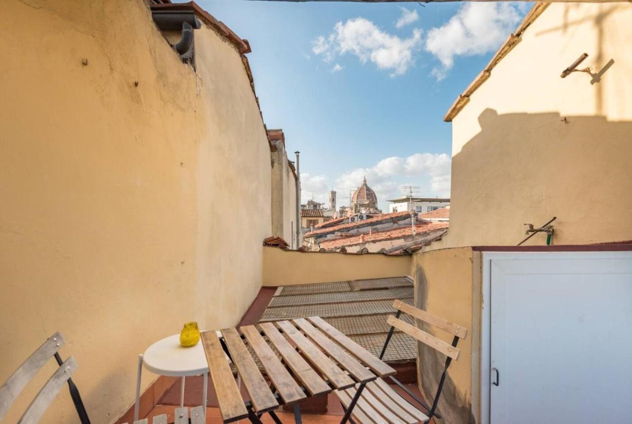 פירנצה Romantico Attichino Con Terrazzo Vista Duomo !! מראה חיצוני תמונה